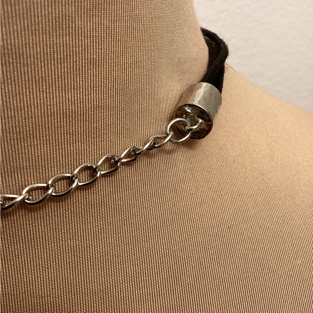 Vintage Silver Hammered Pendant Necklace - Picture 6 of 6